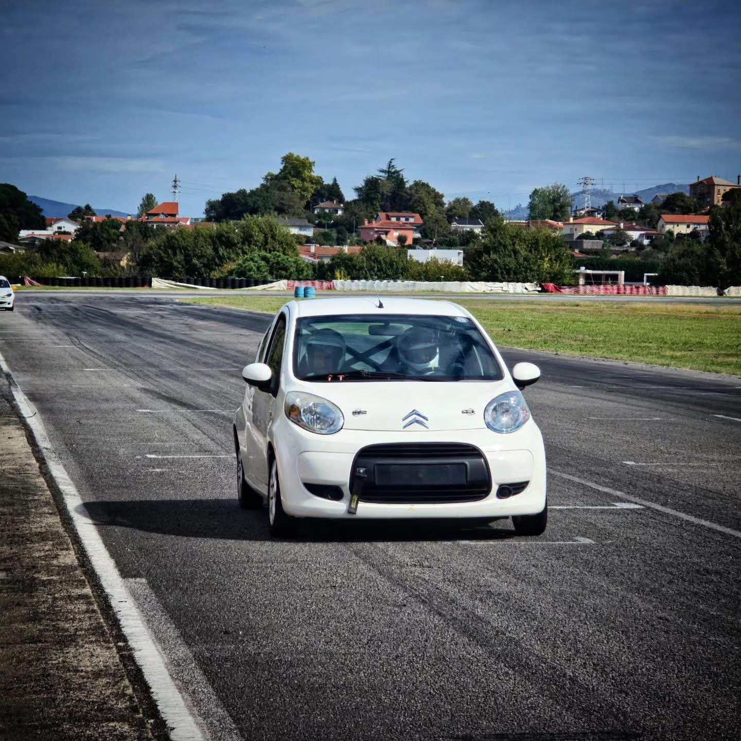 Carro 126 da equipa BYDIAS